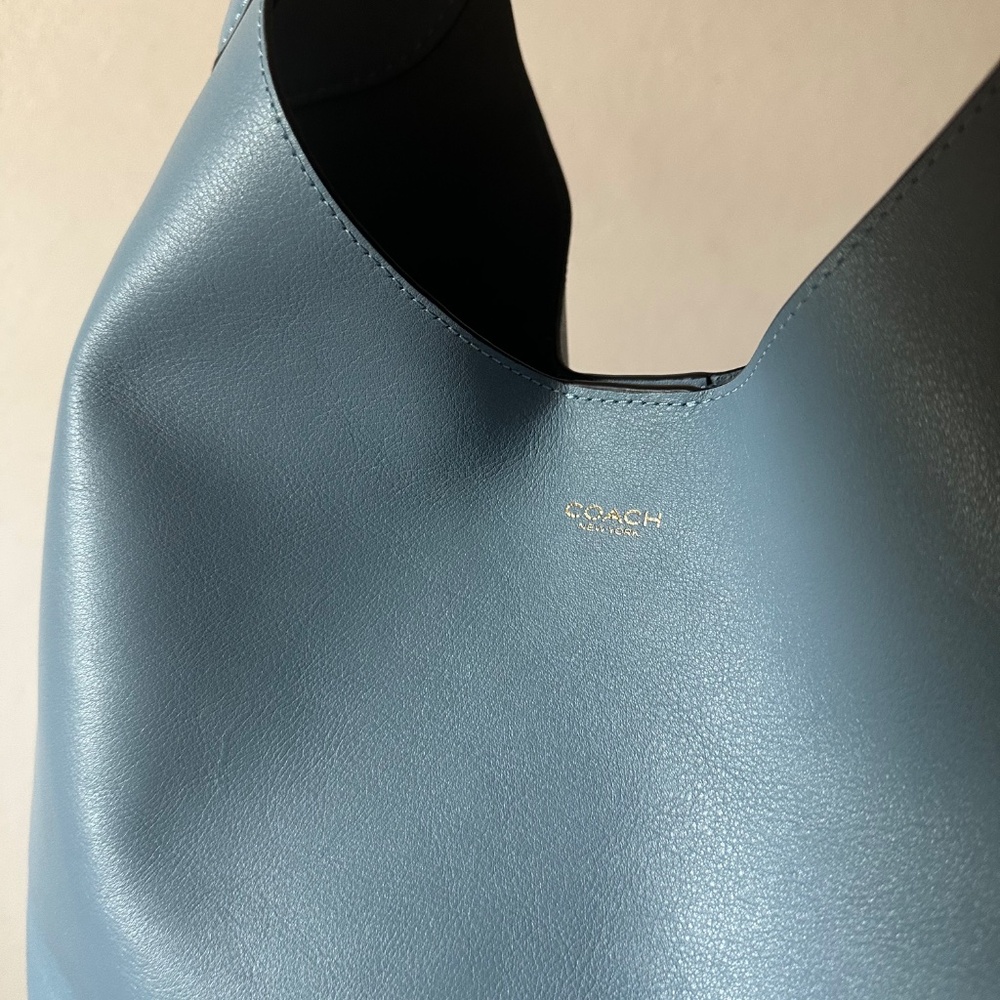 Brooklyn Shoulder Bag 39 | Bluebell Color - Picture 8 of 13